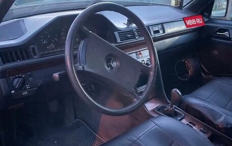 Mercedes-Benz W124, 1985 год, 148 000 рублей, 5 фотография