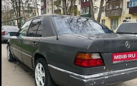 Mercedes-Benz W124, 1985 год, 148 000 рублей, 3 фотография