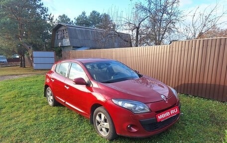 Renault Megane III рестайлинг, 2011 год, 800 000 рублей, 13 фотография