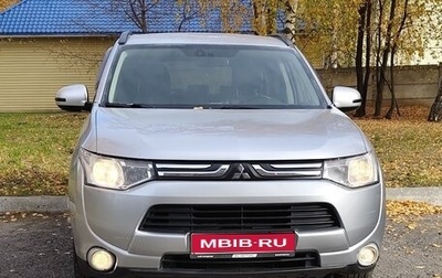 Mitsubishi Outlander III рестайлинг 3, 2012 год, 1 400 000 рублей, 1 фотография