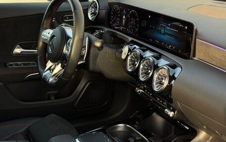 Mercedes-Benz A-Класс AMG, 2022 год, 5 070 000 рублей, 7 фотография