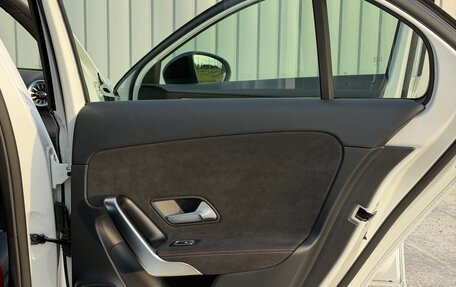Mercedes-Benz A-Класс AMG, 2022 год, 5 070 000 рублей, 15 фотография