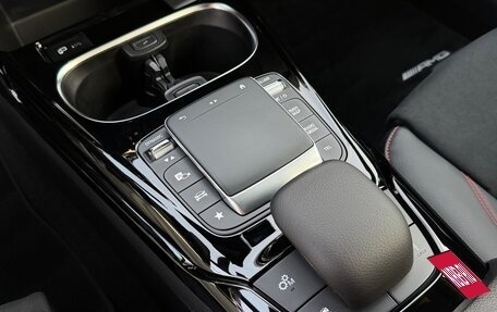 Mercedes-Benz A-Класс AMG, 2022 год, 5 070 000 рублей, 17 фотография