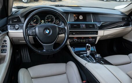 BMW 5 серия, 2016 год, 2 525 000 рублей, 7 фотография