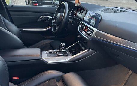 BMW 3 серия, 2019 год, 2 600 000 рублей, 4 фотография
