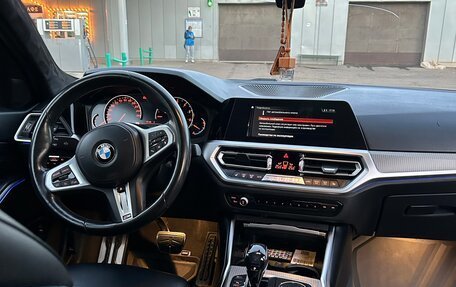 BMW 3 серия, 2019 год, 2 600 000 рублей, 6 фотография