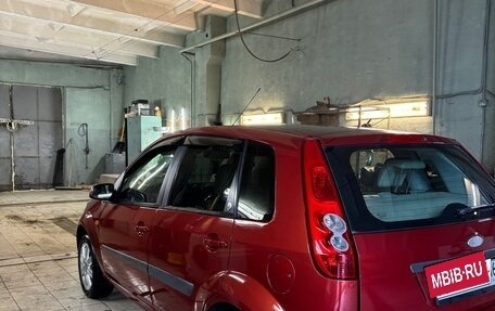 Ford Fiesta, 2006 год, 390 000 рублей, 3 фотография