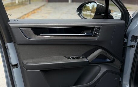 Porsche Cayenne III, 2024 год, 25 200 000 рублей, 22 фотография