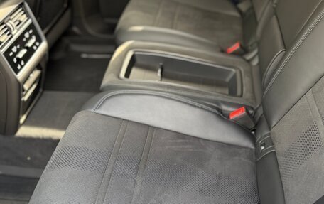 Porsche Cayenne III, 2024 год, 25 200 000 рублей, 28 фотография