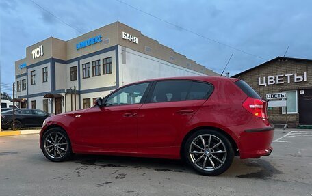 BMW 1 серия, 2009 год, 900 000 рублей, 3 фотография
