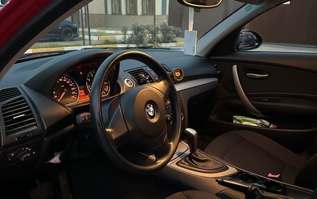 BMW 1 серия, 2009 год, 900 000 рублей, 9 фотография