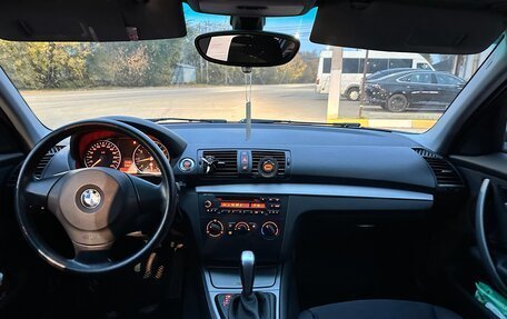 BMW 1 серия, 2009 год, 900 000 рублей, 7 фотография