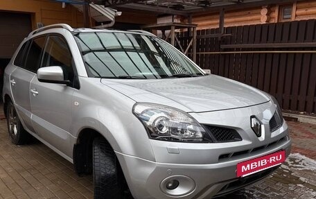 Renault Koleos I рестайлинг 2, 2011 год, 850 000 рублей, 2 фотография