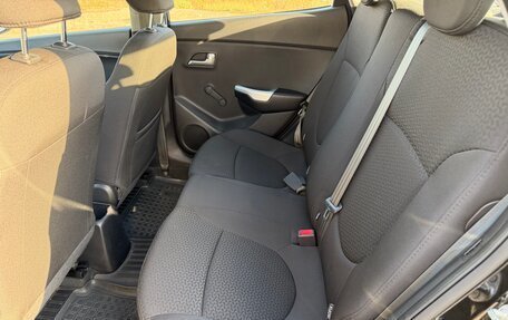 KIA Rio III рестайлинг, 2014 год, 980 000 рублей, 20 фотография