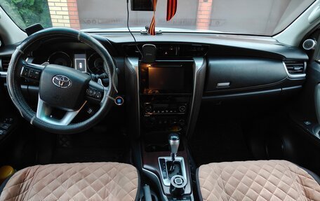 Toyota Fortuner II, 2017 год, 3 550 000 рублей, 10 фотография
