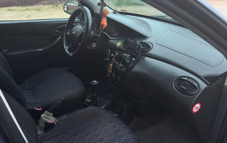 Ford Focus IV, 2001 год, 180 000 рублей, 6 фотография