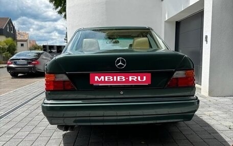 Mercedes-Benz E-Класс, 1993 год, 12 690 032 рублей, 4 фотография