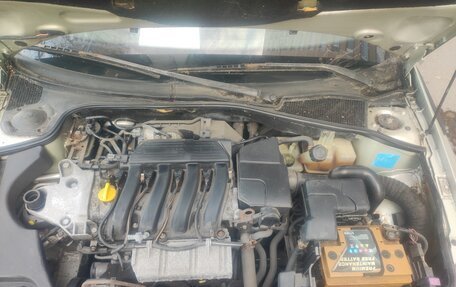 Renault Laguna II, 2002 год, 250 000 рублей, 9 фотография