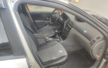 Renault Laguna II, 2002 год, 250 000 рублей, 23 фотография