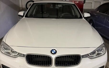 BMW 3 серия, 2016 год, 2 400 000 рублей, 1 фотография