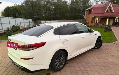 KIA Optima IV рестайлинг, 2018 год, 1 050 000 рублей, 5 фотография