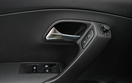 Volkswagen Polo VI (EU Market), 2016 год, 1 249 000 рублей, 18 фотография