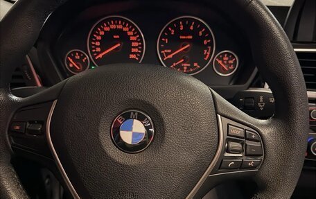 BMW 3 серия, 2016 год, 2 400 000 рублей, 2 фотография