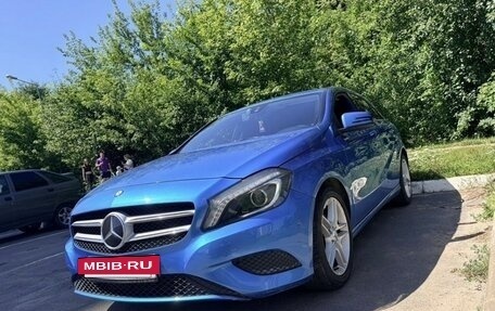 Mercedes-Benz A-Класс, 2013 год, 1 387 000 рублей, 2 фотография