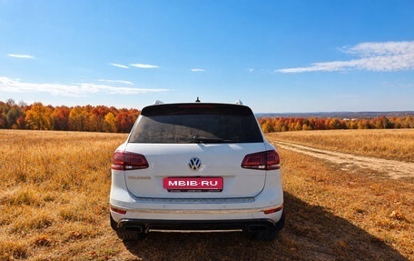 Volkswagen Touareg III, 2017 год, 3 580 000 рублей, 4 фотография