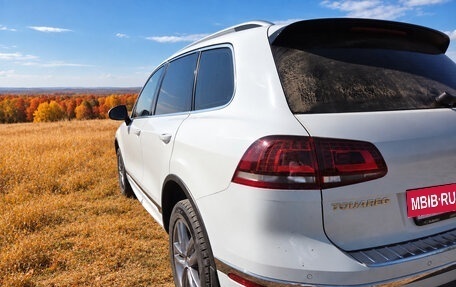 Volkswagen Touareg III, 2017 год, 3 580 000 рублей, 3 фотография
