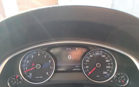 Volkswagen Touareg III, 2017 год, 3 580 000 рублей, 11 фотография