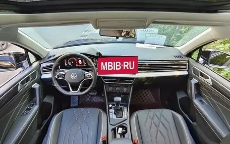 Volkswagen Tiguan II, 2023 год, 2 200 444 рублей, 10 фотография