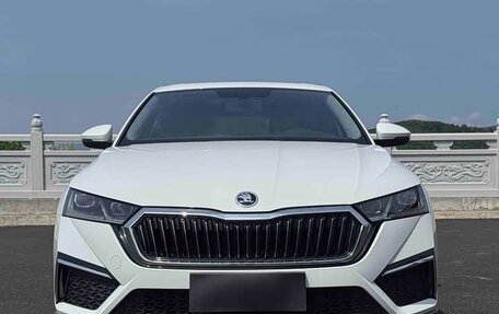 Skoda Octavia IV, 2023 год, 1 900 000 рублей, 4 фотография