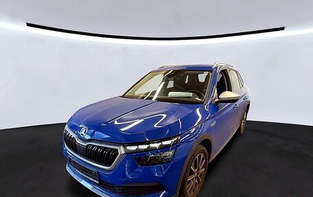 Skoda Kamiq I, 2022 год, 1 832 000 рублей, 3 фотография