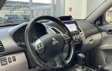 Mitsubishi Pajero Sport II рестайлинг, 2015 год, 2 070 000 рублей, 8 фотография