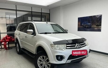 Mitsubishi Pajero Sport II рестайлинг, 2015 год, 2 070 000 рублей, 3 фотография