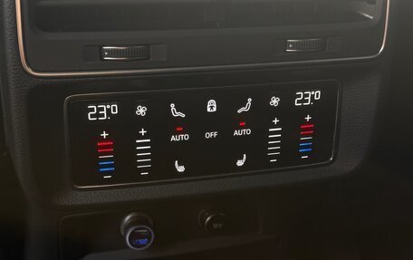 Audi Q7, 2021 год, 5 999 000 рублей, 21 фотография