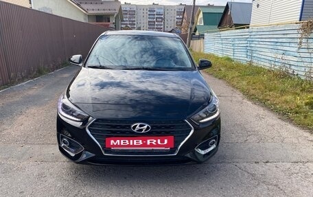 Hyundai Solaris II рестайлинг, 2018 год, 1 290 000 рублей, 2 фотография