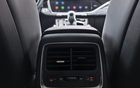 Geely Atlas, 2024 год, 2 690 000 рублей, 18 фотография