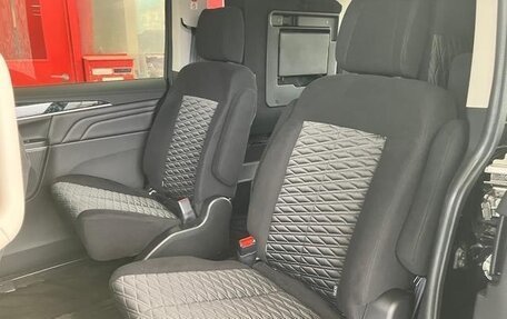 Mitsubishi Delica D:5 I, 2023 год, 2 930 000 рублей, 12 фотография