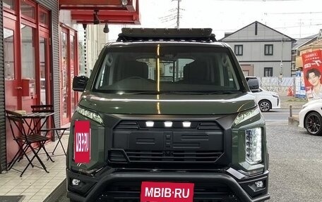 Mitsubishi Delica D:5 I, 2023 год, 2 930 000 рублей, 2 фотография