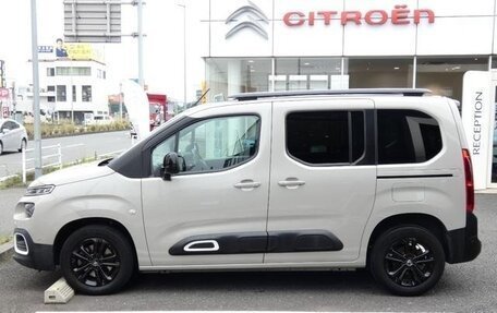 Citroen Berlingo III, 2022 год, 1 423 911 рублей, 10 фотография