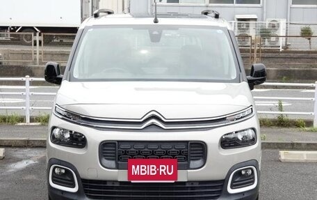 Citroen Berlingo III, 2022 год, 1 423 911 рублей, 2 фотография
