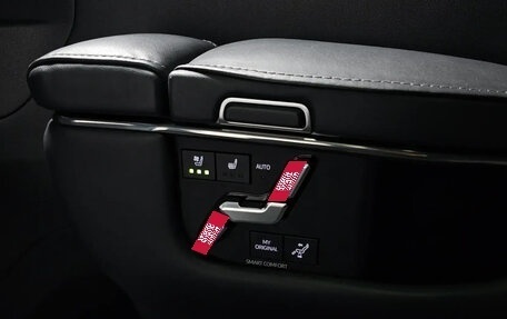 Toyota Alphard, 2023 год, 10 890 002 рублей, 15 фотография