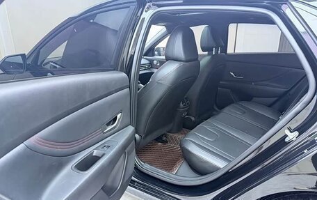 Hyundai Elantra, 2022 год, 1 500 008 рублей, 19 фотография