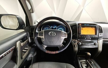 Toyota Land Cruiser 200, 2010 год, 2 435 000 рублей, 20 фотография