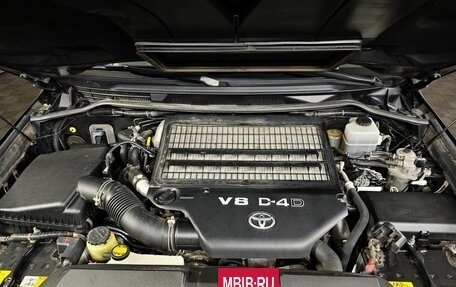 Toyota Land Cruiser 200, 2010 год, 2 435 000 рублей, 11 фотография