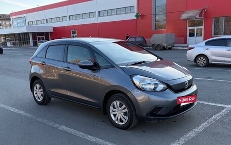 Honda Fit, 2020 год, 1 280 000 рублей, 3 фотография