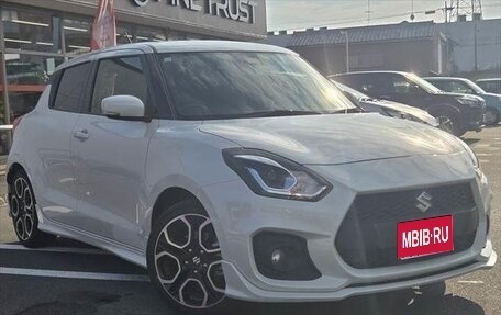 Suzuki Swift IV рестайлинг, 2023 год, 1 250 000 рублей, 1 фотография