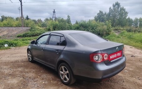 Volkswagen Jetta VII, 2009 год, 425 000 рублей, 5 фотография